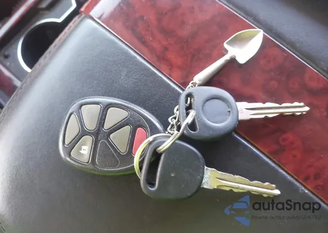 2007 Cadillac Escalade Standard z USA, uszkodzony, nr VIN 1GYFK638X7R297464